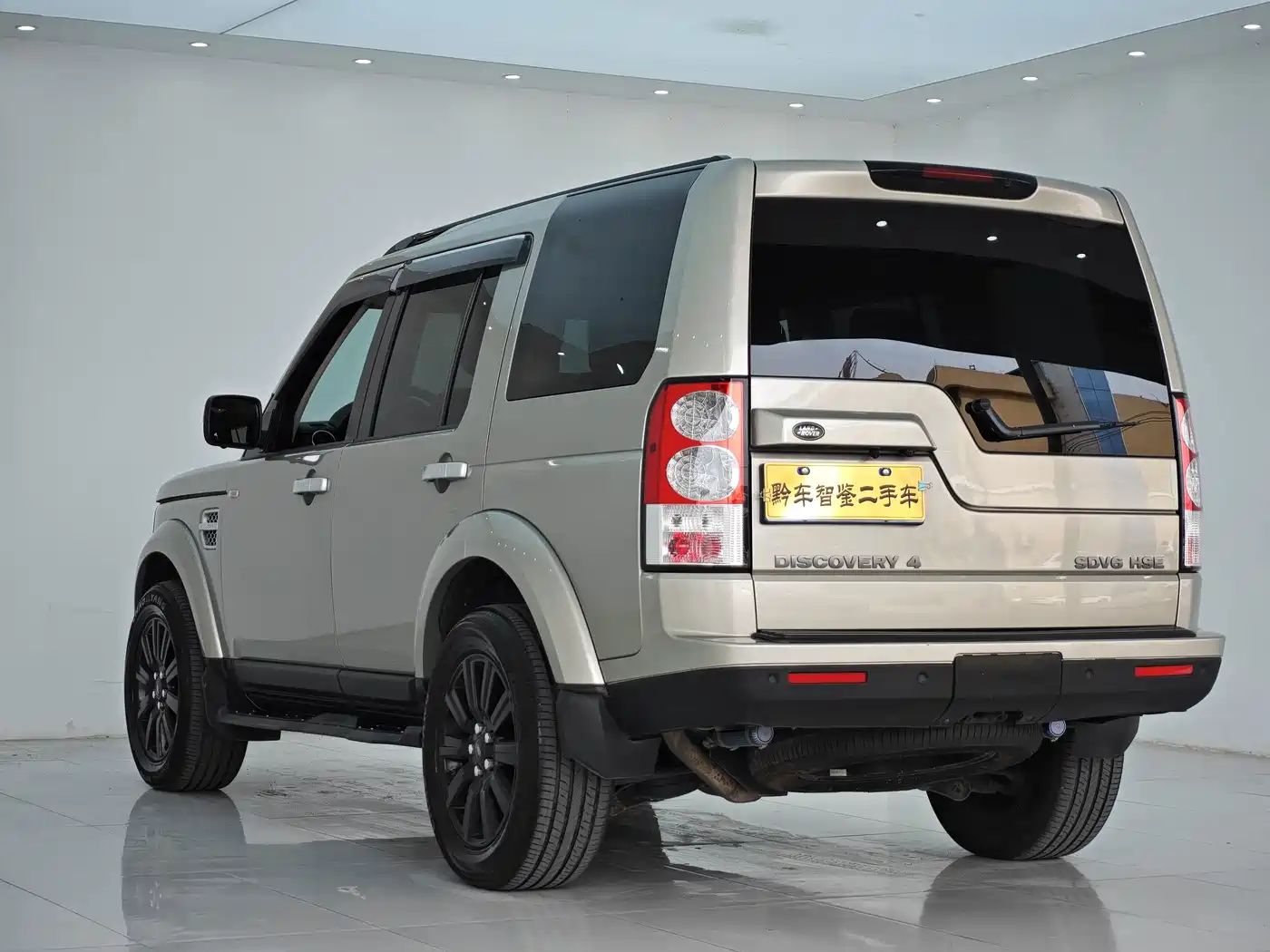 Фото 4 - Land Rover Discovery