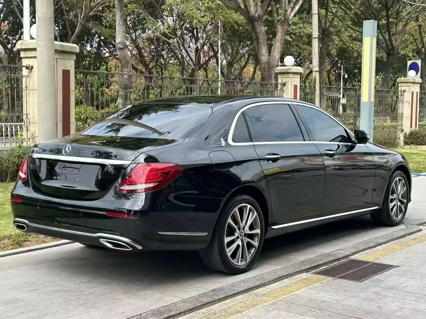 Mercedes-Benz E-Class 2019 Facelift E 300 L Fashion фото 9