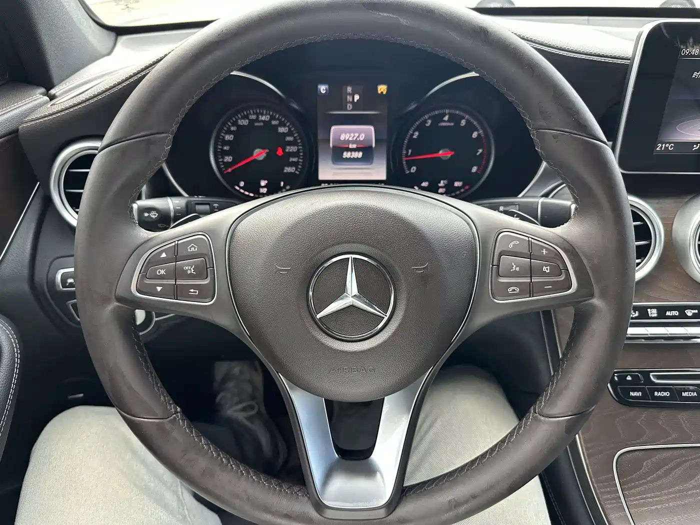 Mercedes-Benz GLC 2019 Facelift GLC 300 L 4MATIC Dynamic фото 13