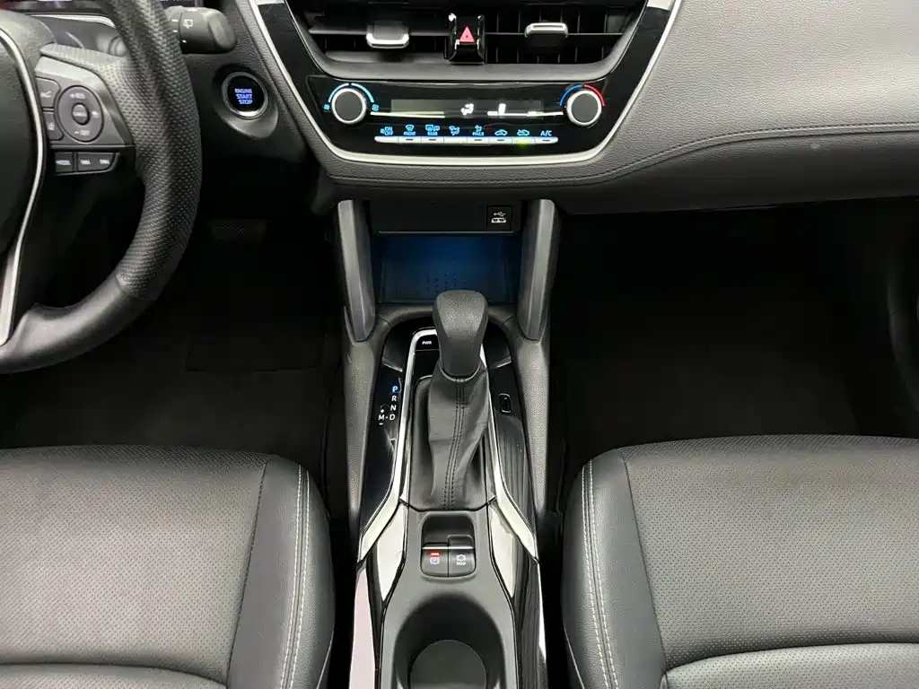 Toyota Frontlander 2022 2022 2.0L CVT Luxury PLUS Edition