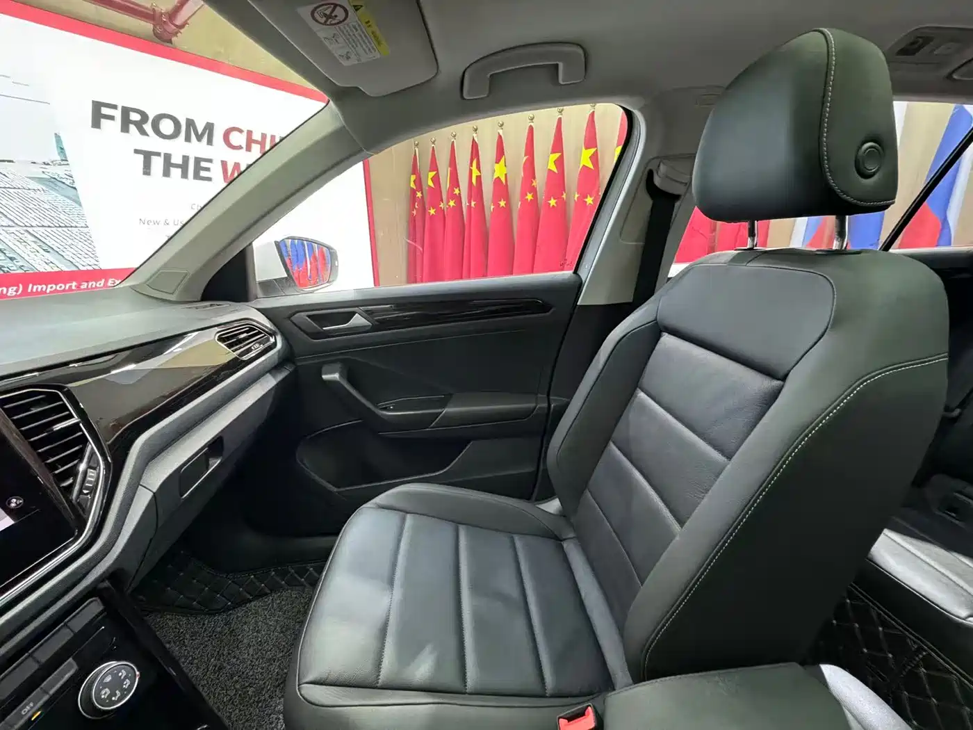 Volkswagen T-ROC 2022 280TSI DSG 2WD Comfort PLUS фото 13