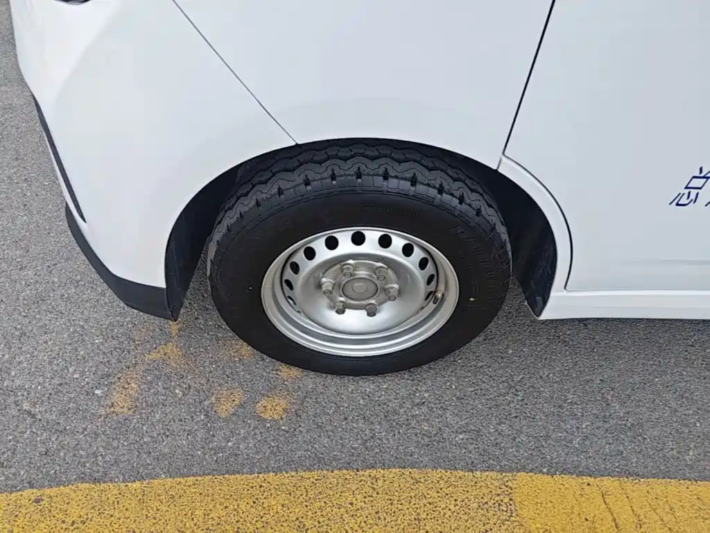 Wuling Motors Wuling Yangguang 2025 2024 300km Comfort Enclosed Van 60kW