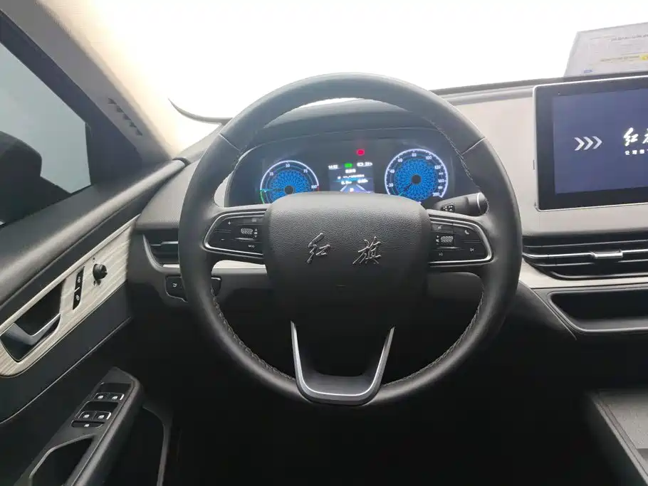 Hongqi E-QM5 2025 2025 Model 500km Travel Edition