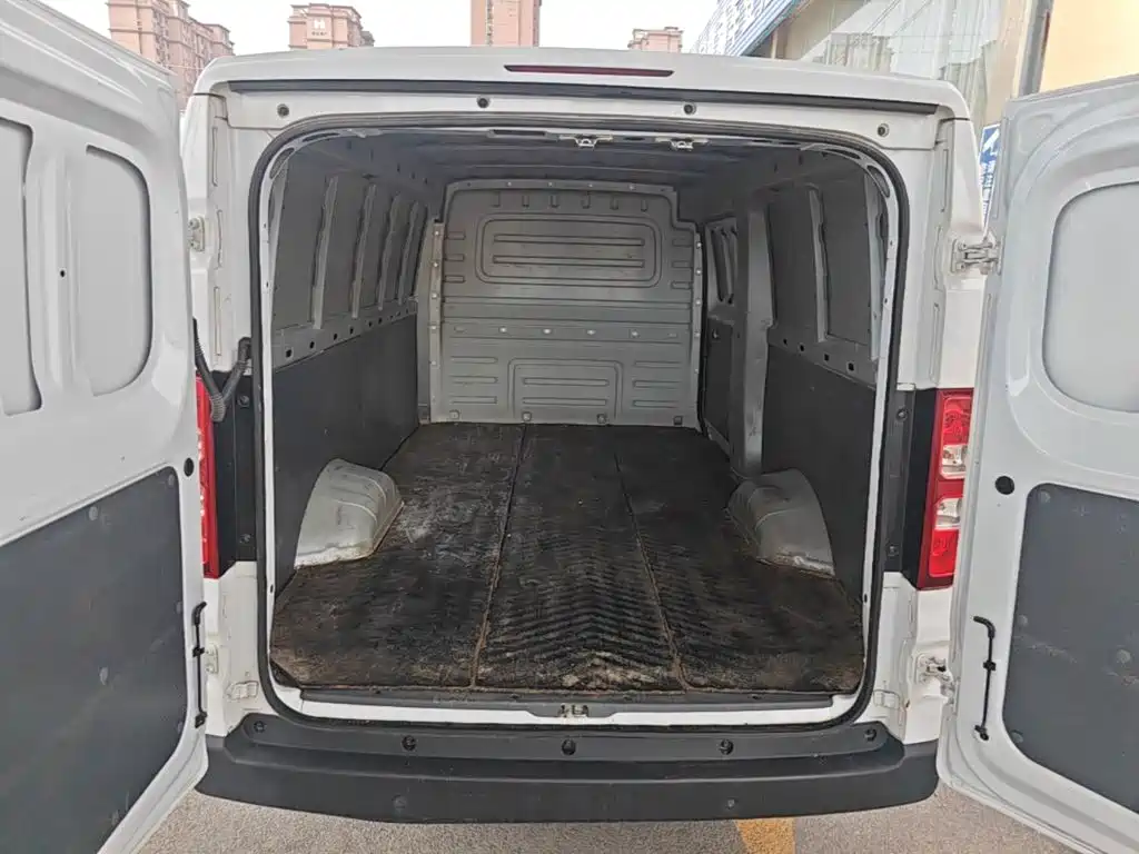 Wuling Motors Wuling Yangguang 2025 2024 300km Comfort Enclosed Van 60kW