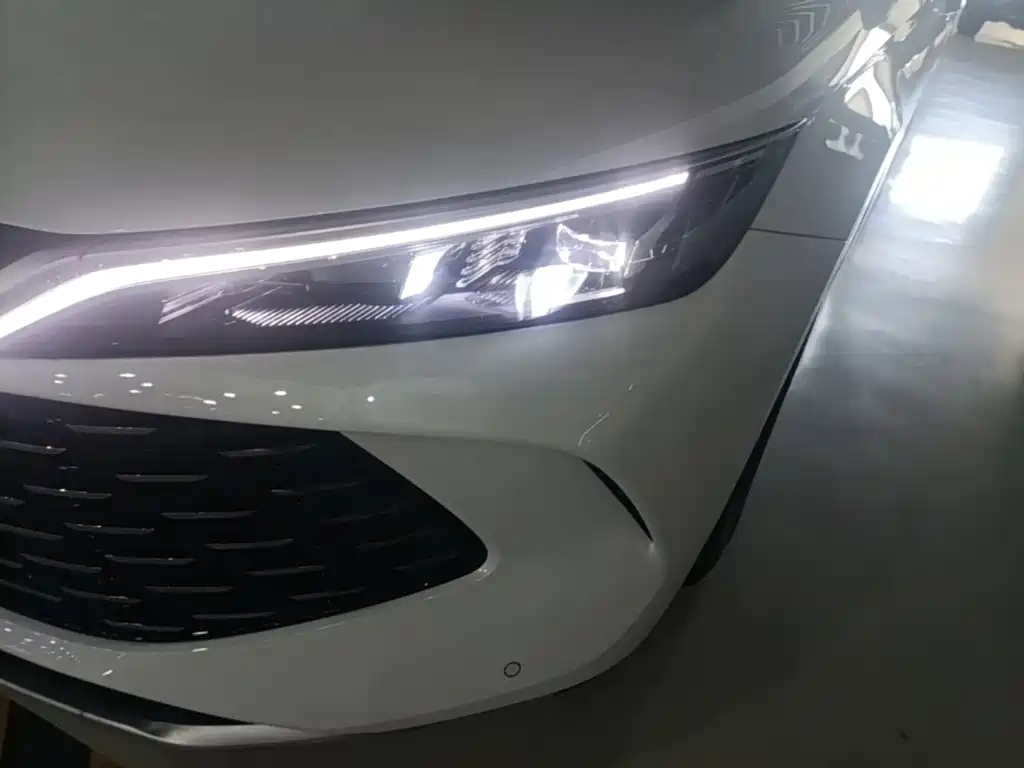 BYD Qin L 2026 2026 DM-i 128KM Progressive