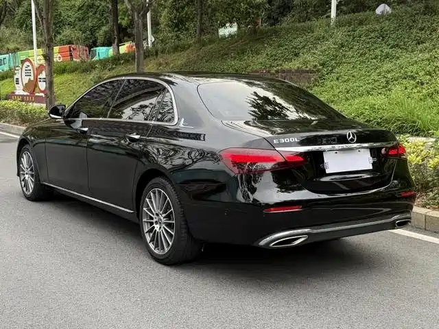  E CLASS