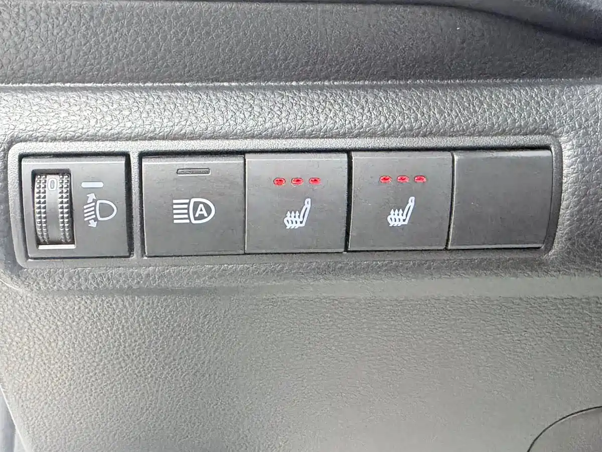 Toyota Corolla 2021 1.2T S-CVT Elite PLUS Edition фото 11