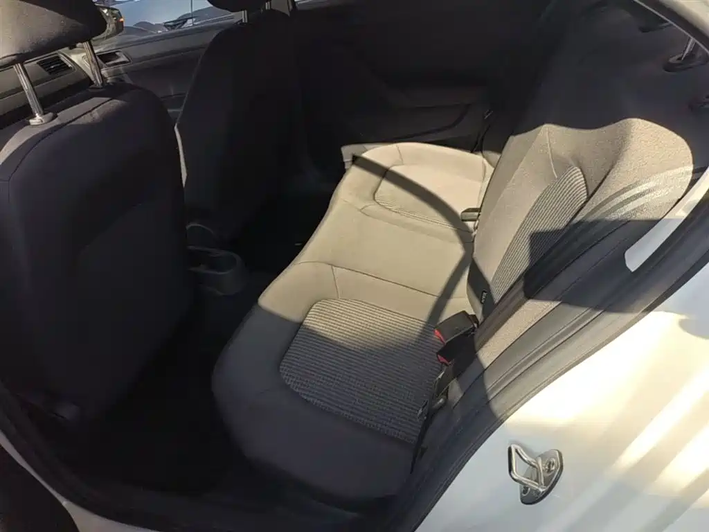 Volkswagen Santana 2018 1.5L Automatic Trend Edition фото 17
