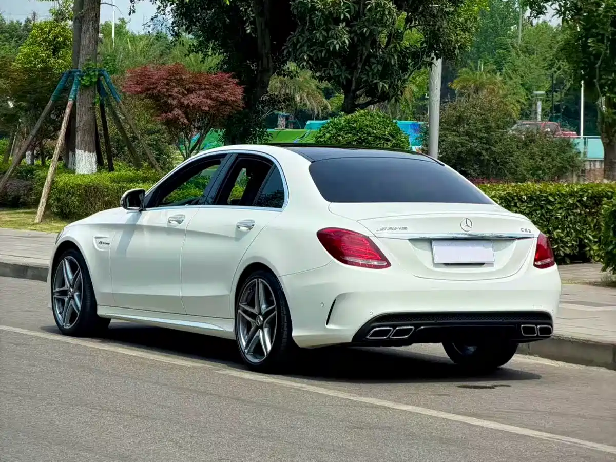 Mercedes-Benz C-Class AMG 2015 AMG C 63 фото 9