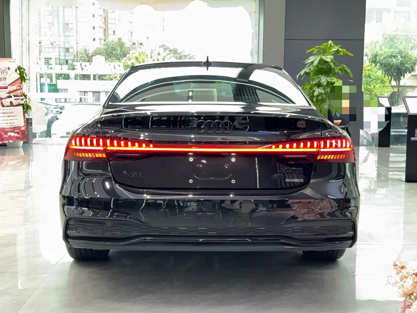 Audi A7L 2022 2022 45 TFSI quattro S-line Black Warrior Edition