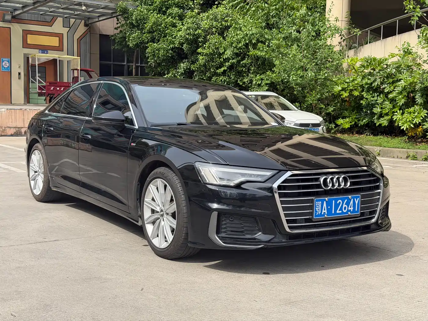 Audi A6L 2021 45 TFSI Exclusive Sport фото 3