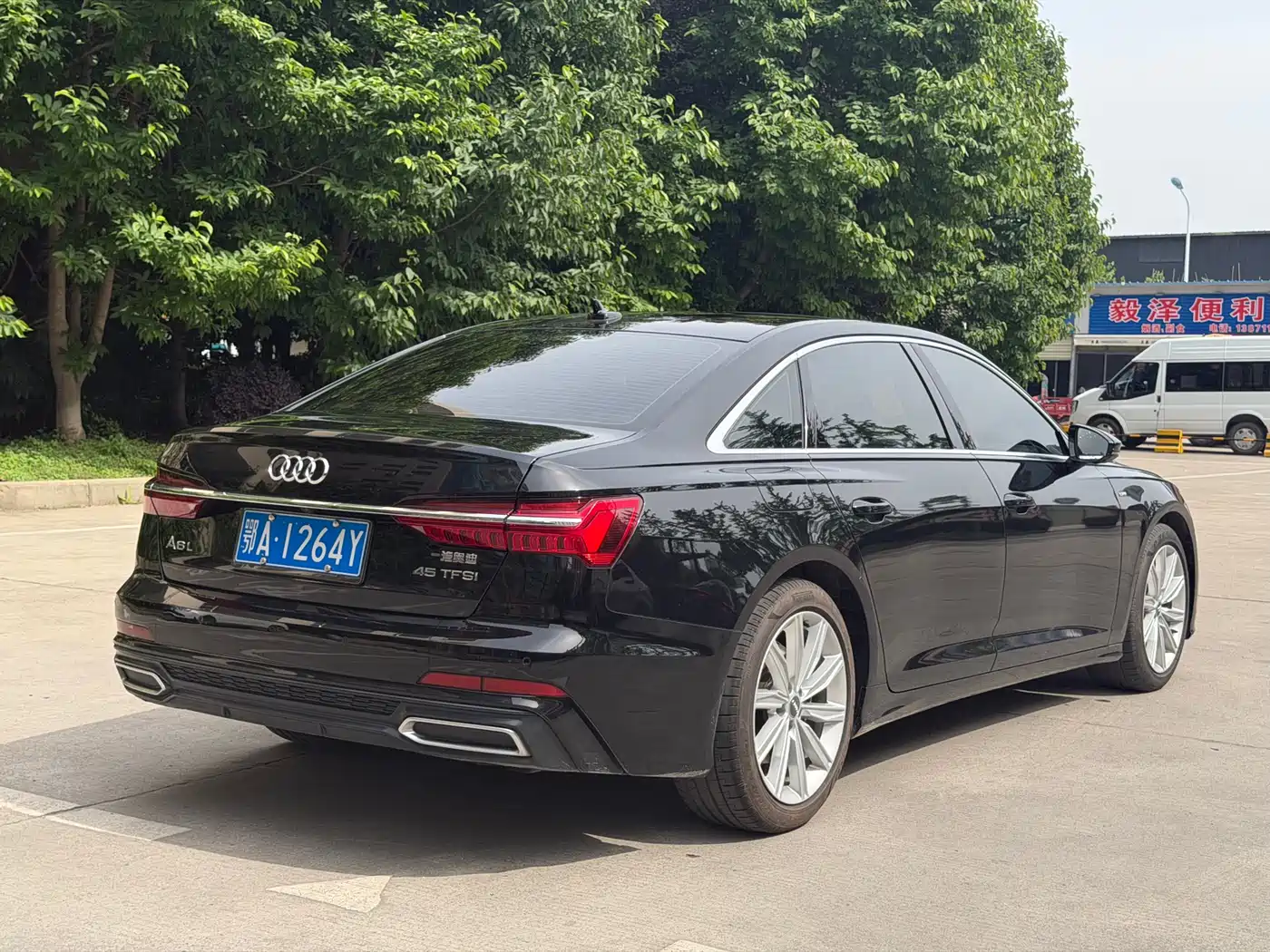 Audi A6L 2021 45 TFSI Exclusive Sport фото 13