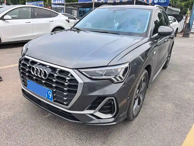 Audi Q3 2022