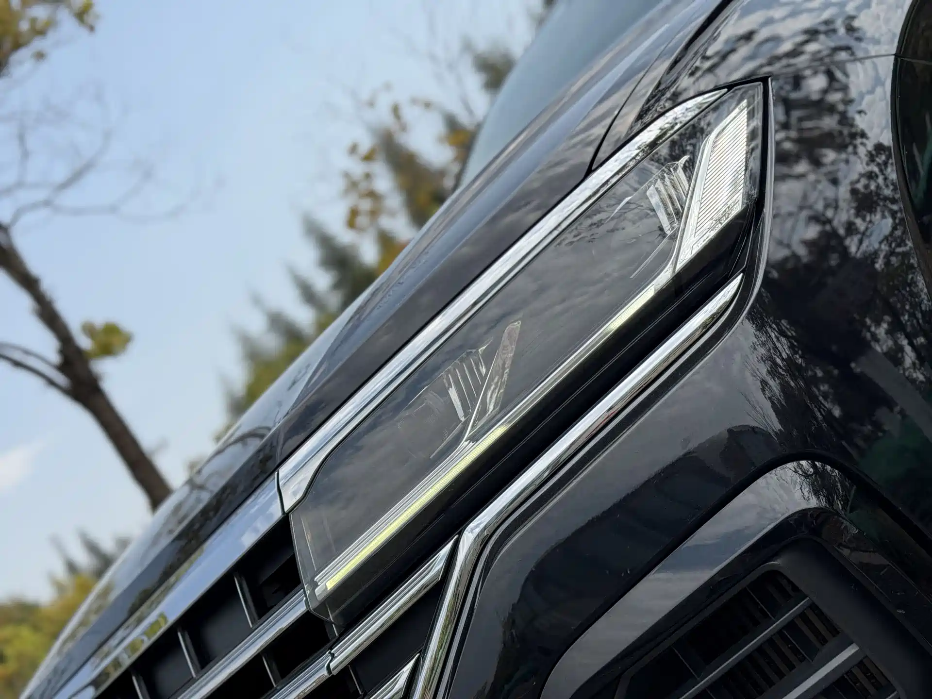 Фото 8 - Volkswagen Touareg
