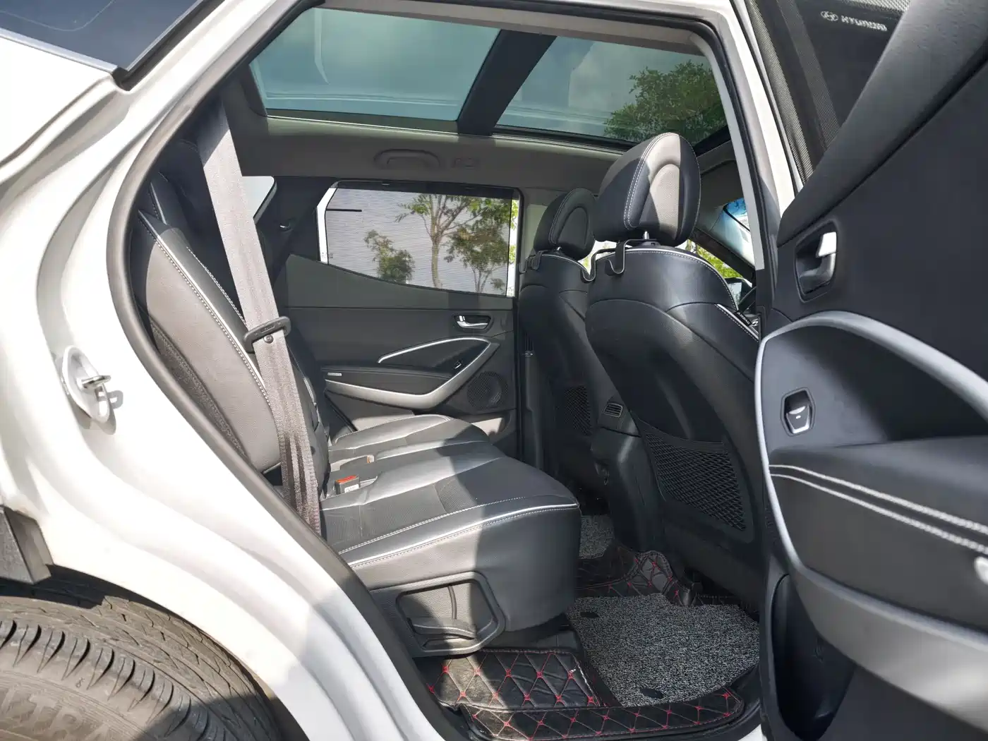 Hyundai Santa Fe 2017 2.0T Automatic 4WD Intelligent 7-Seater фото 14