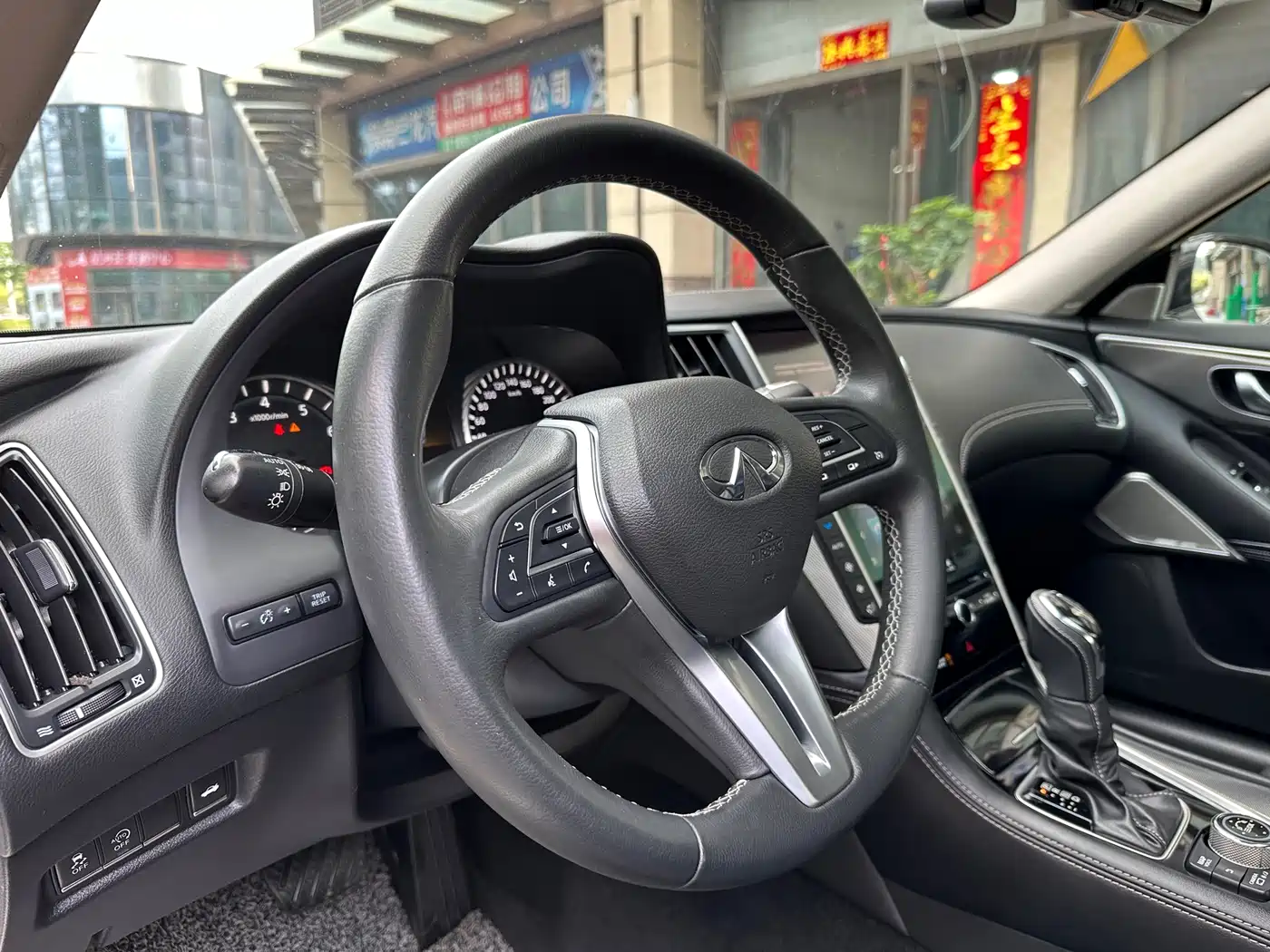 Infiniti Q50L 2018 2018 2.0T Premium Edition China V