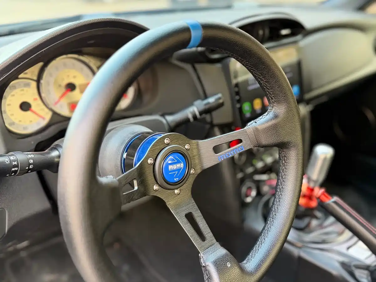 Subaru BRZ 2015 2.0i Manual фото 21