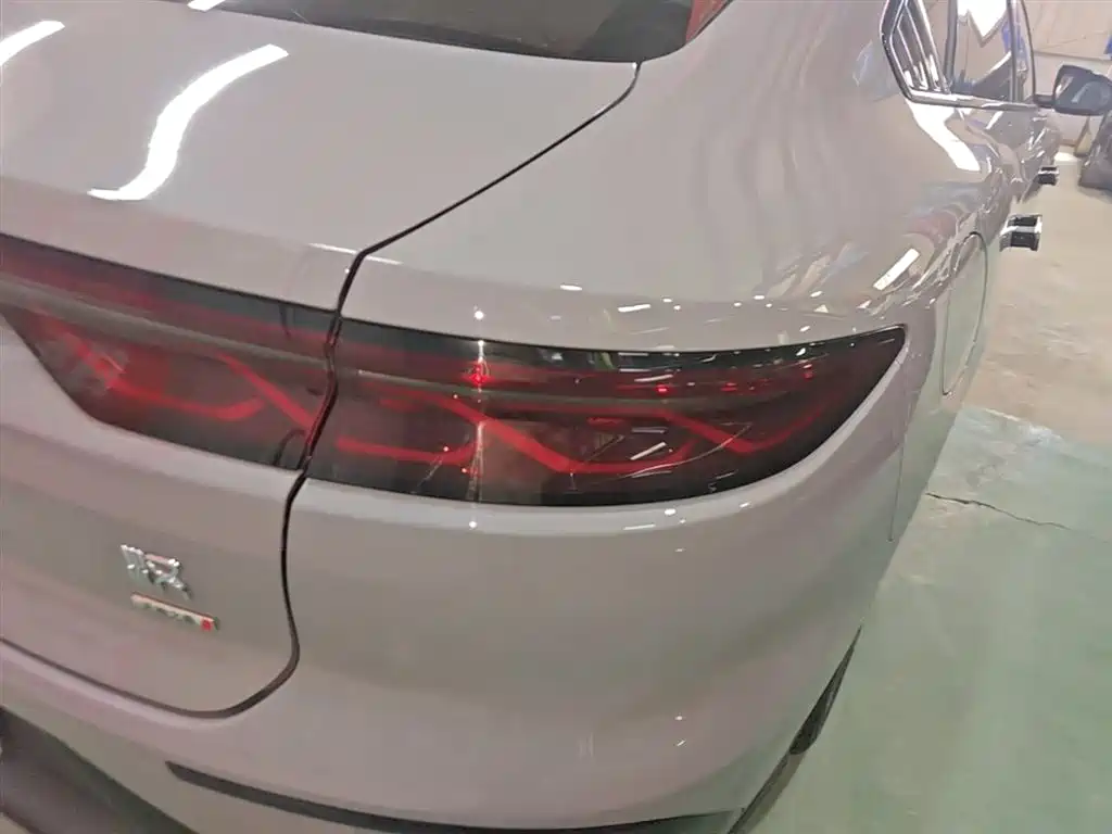 BYD Han 2025 DM-i 125KM LiDAR Smart Driving фото 8