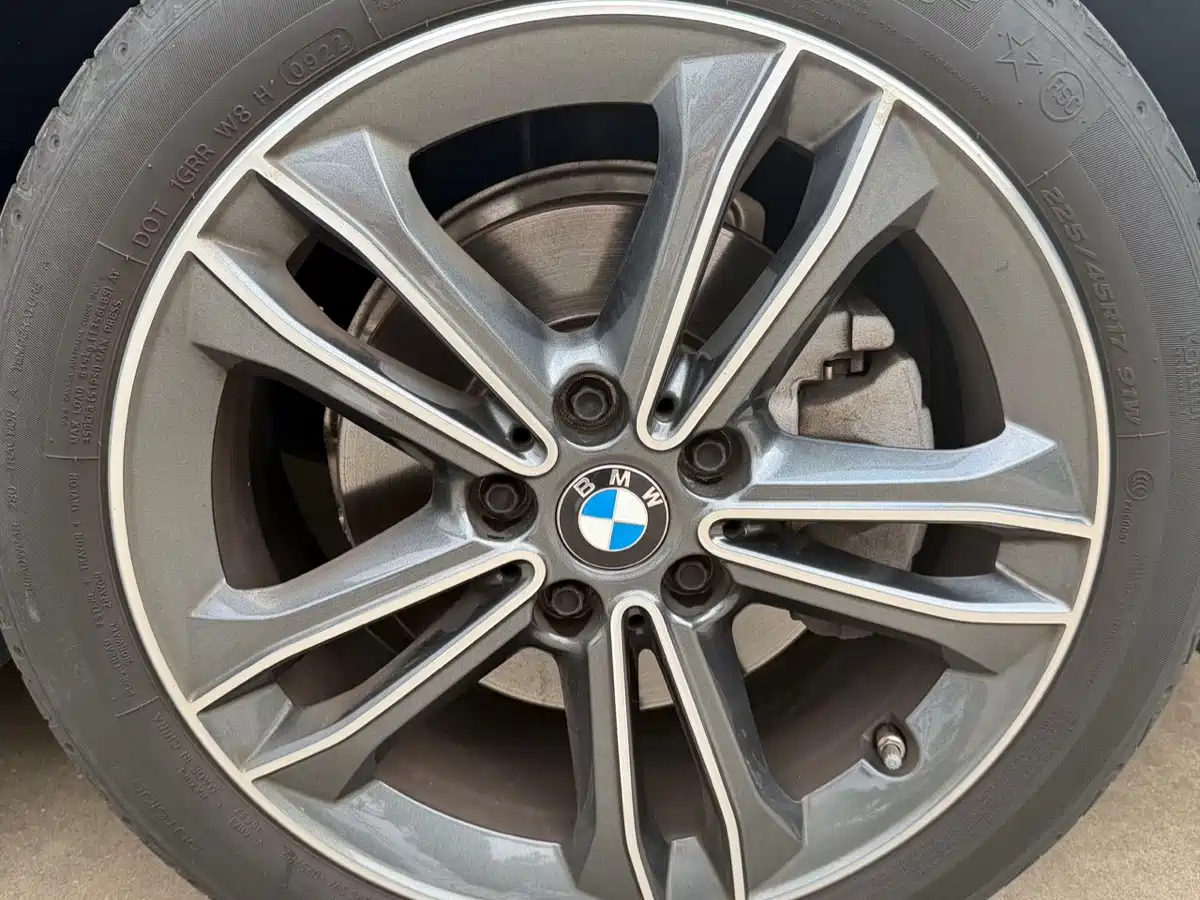 BMW 1 Series 2022 120i M Sport фото 21