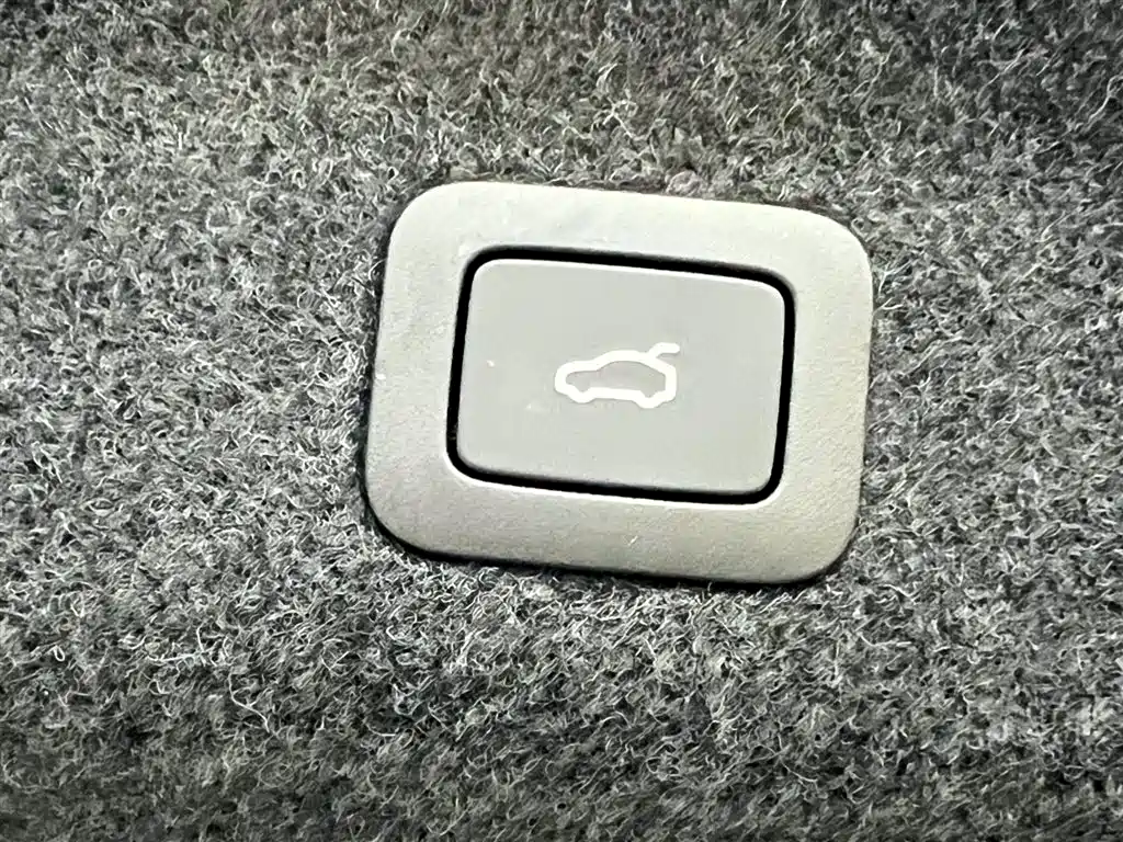 Xiaomi Auto Xiaomi SU7 2024 RWD Long Range Intelligent Driving Edition фото 13