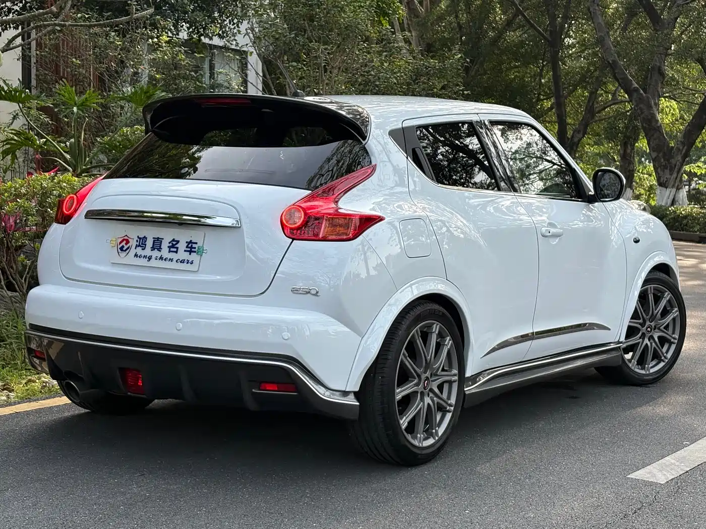 INFINITI ESQ