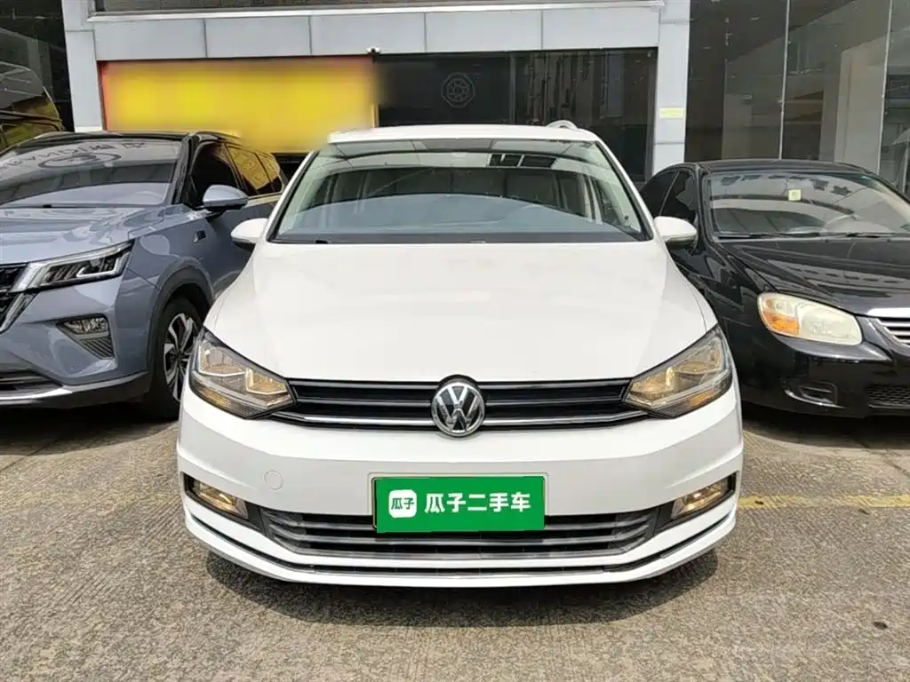 Volkswagen Touran 2016 Touran L 280TSI DSG Comfortline фото 3