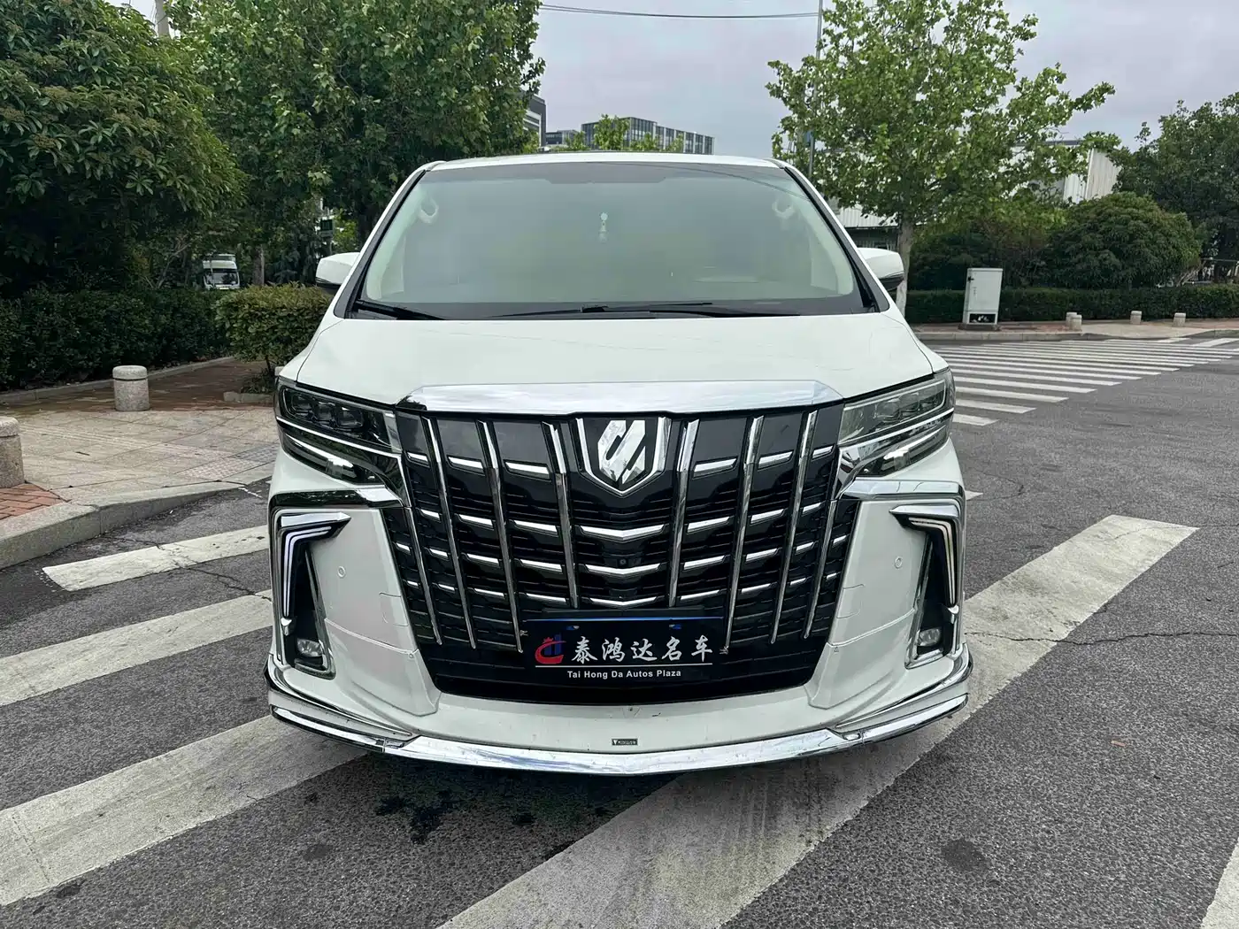 Toyota Alphard 2015 3.5L Luxury Edition фото 3