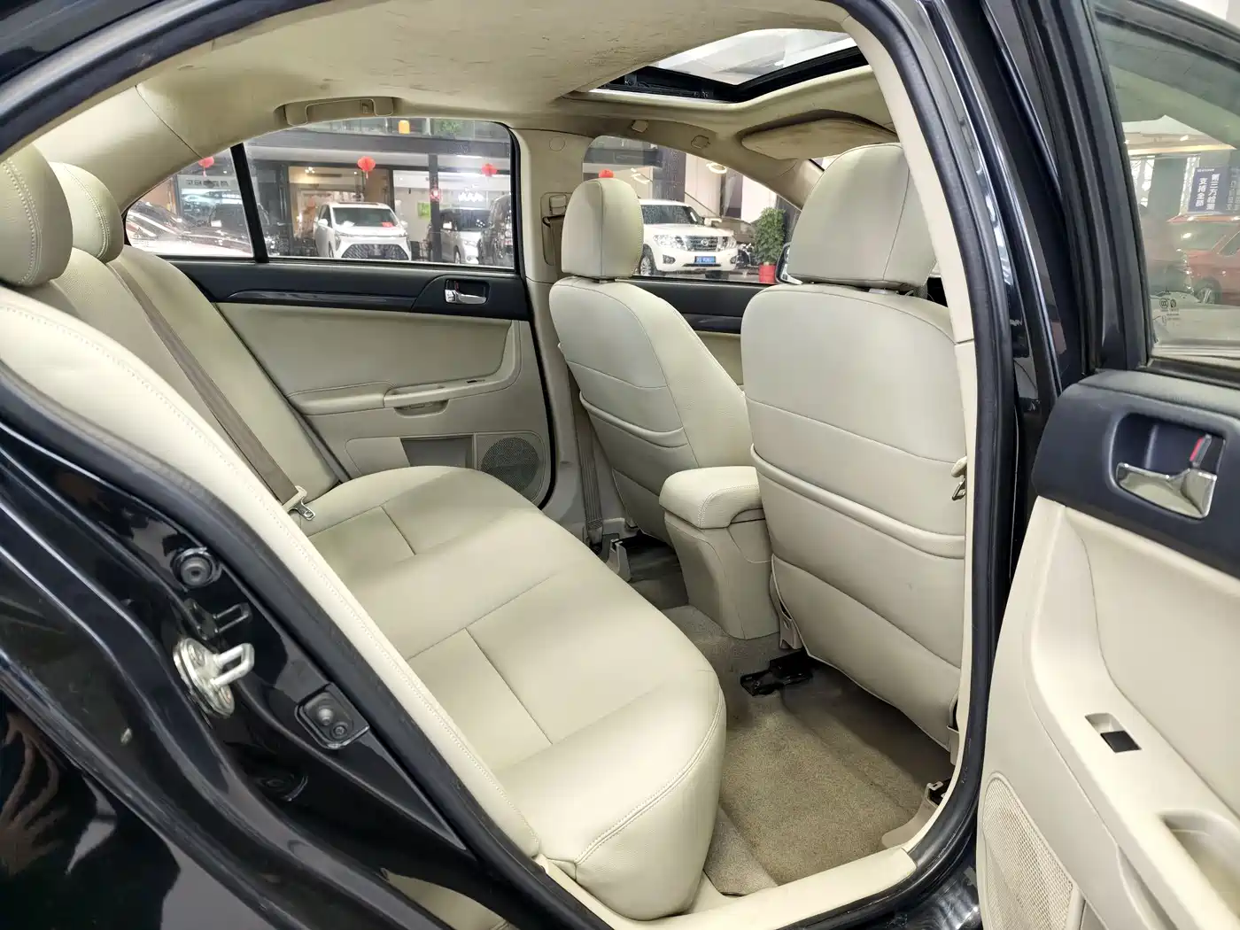 Mitsubishi Lancer EX 2012 New Year Edition 1.8L CVT Comfort фото 5