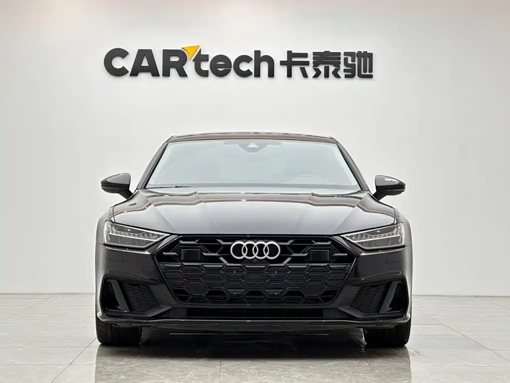 Фото 7 - Audi A7