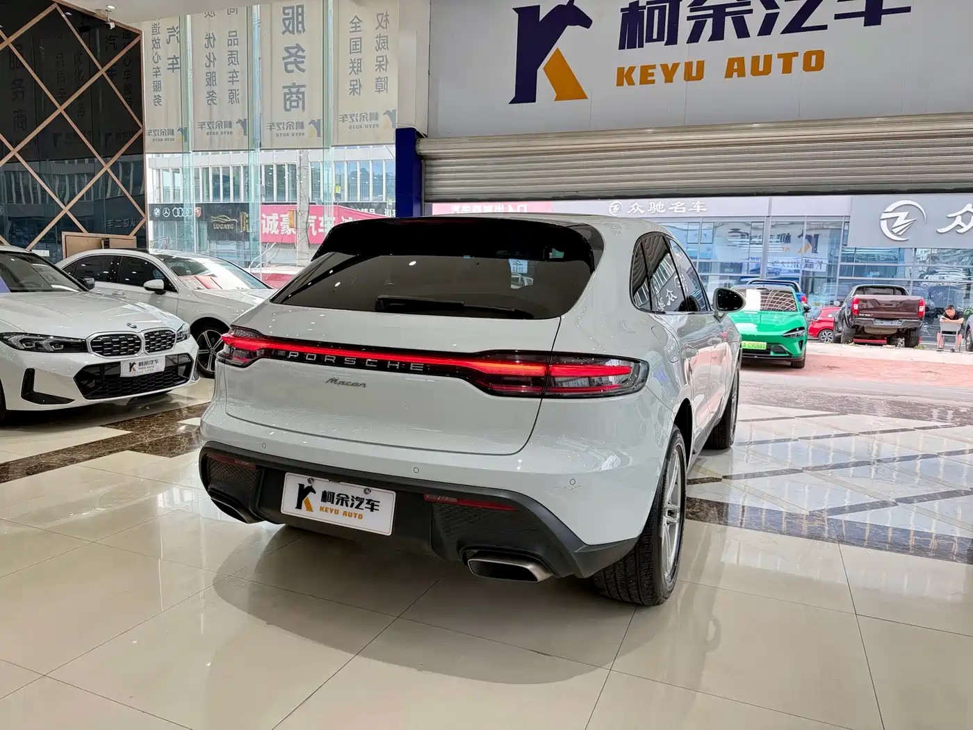 Porsche Macan 2024 Macan 2.0T фото 14