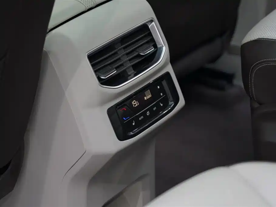 Volkswagen Talagon 2021 380TSI 4WD Luxury Premium Edition Pro фото 18