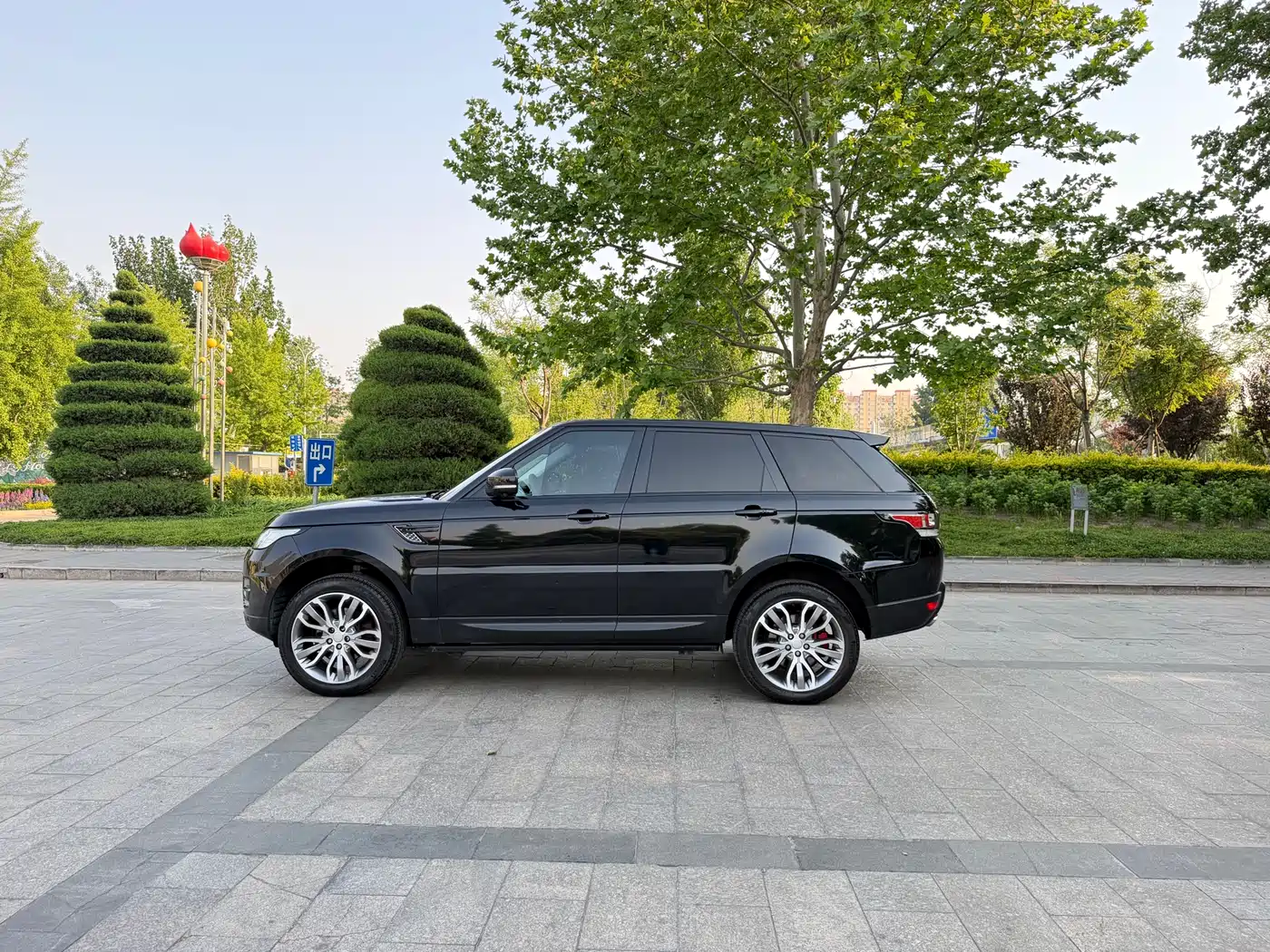 Land Rover Range Rover Sport 2015 3.0 SC V6 HSE DYNAMIC фото 8