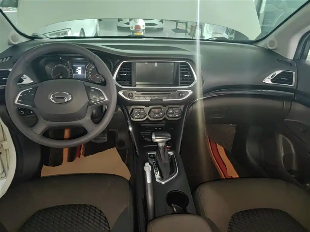 GAC Trumpchi Trumpchi GS4 2015 200T G-DCT Elite Edition фото 9