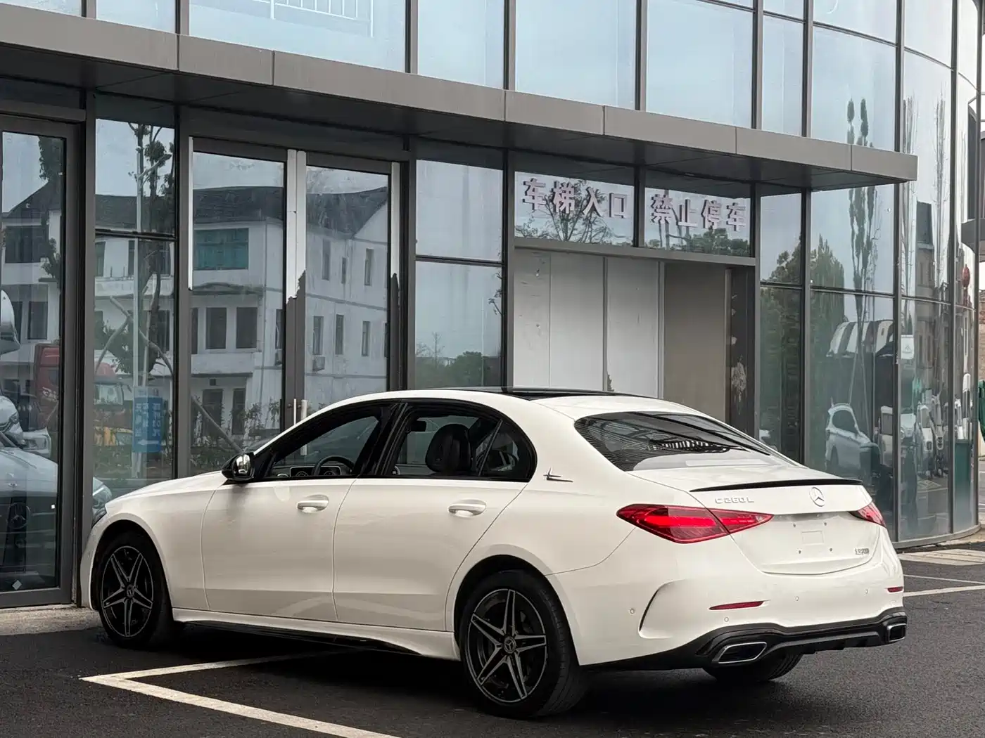 MERCEDES-BENZ C CLASS