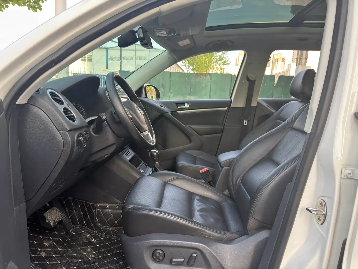 Volkswagen Tiguan 2015 1.8TSI Automatic 2WD Highline фото 4