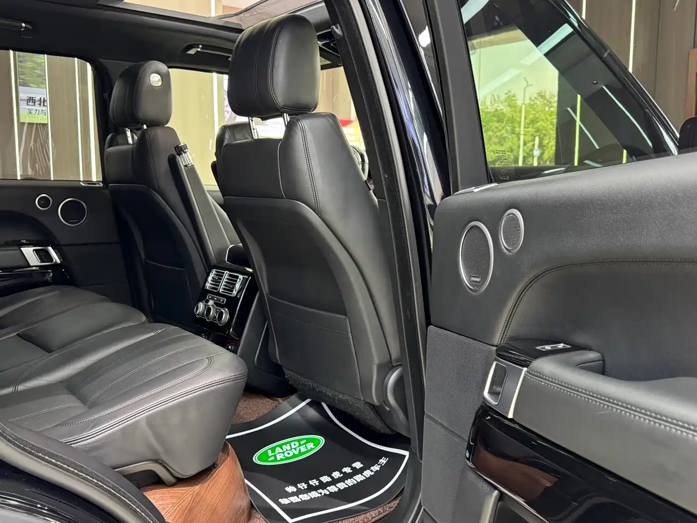Land Rover Range Rover 2017 3.0 SC V6 Vogue фото 16