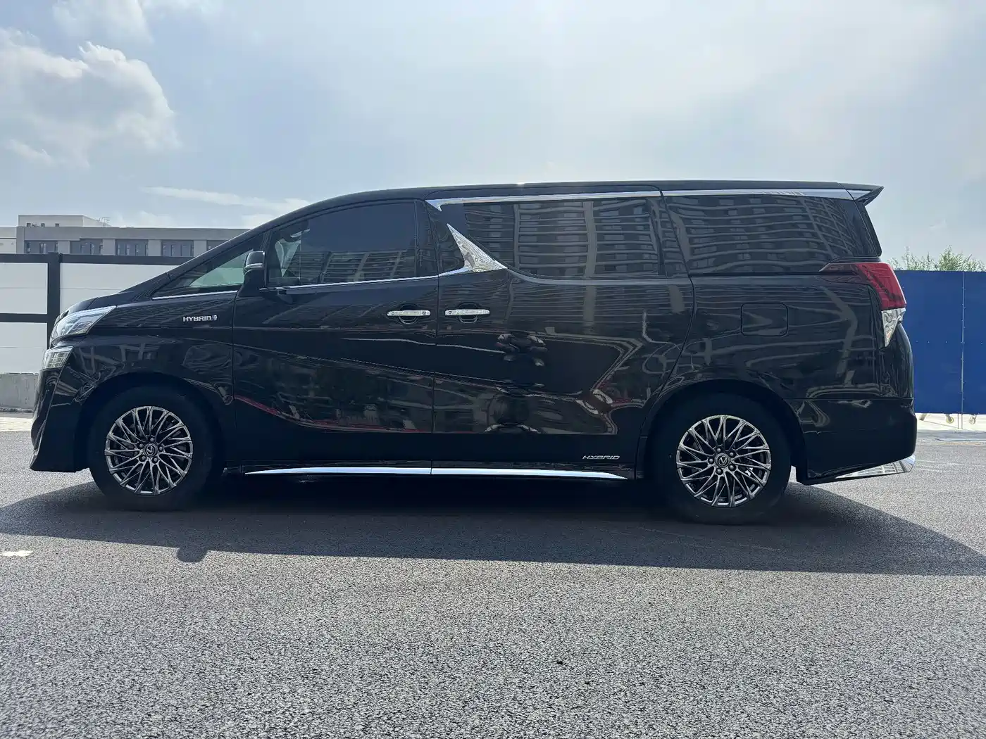 Toyota Vellfire 2019 2019 Hybrid 2.5L HV Premium Edition