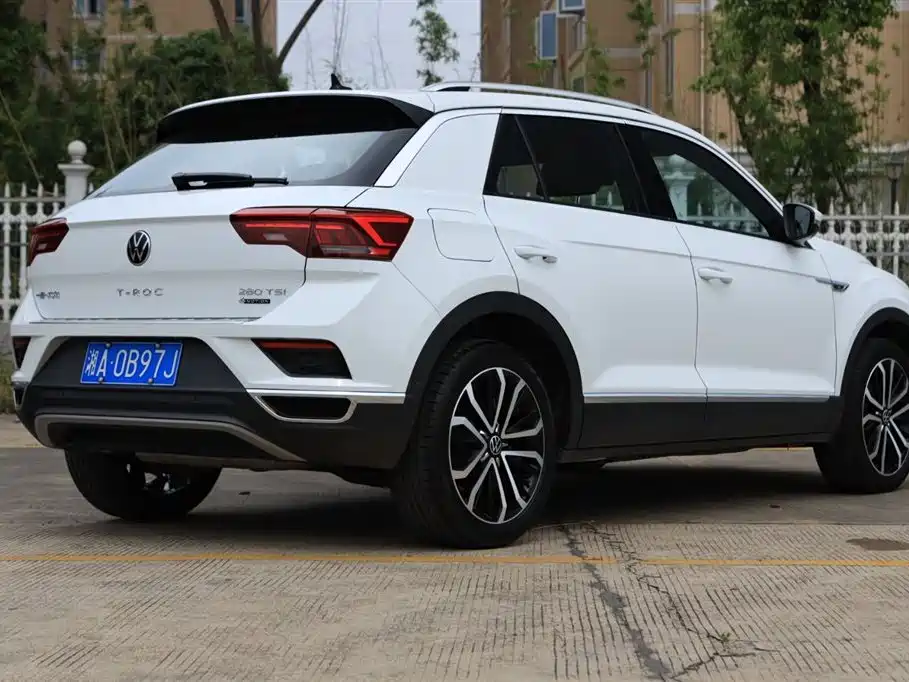 Volkswagen T-ROC 2021 280TSI DSG 4WD Luxury Connected фото 6