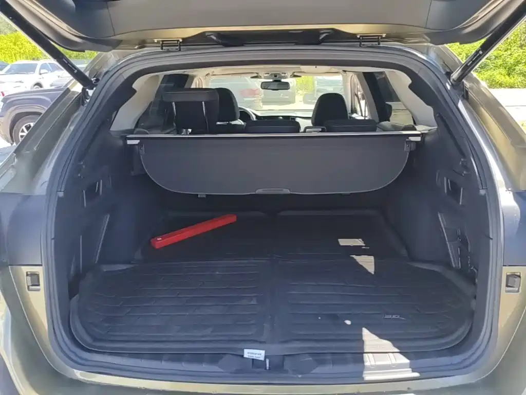 SUBARU OUTBACK