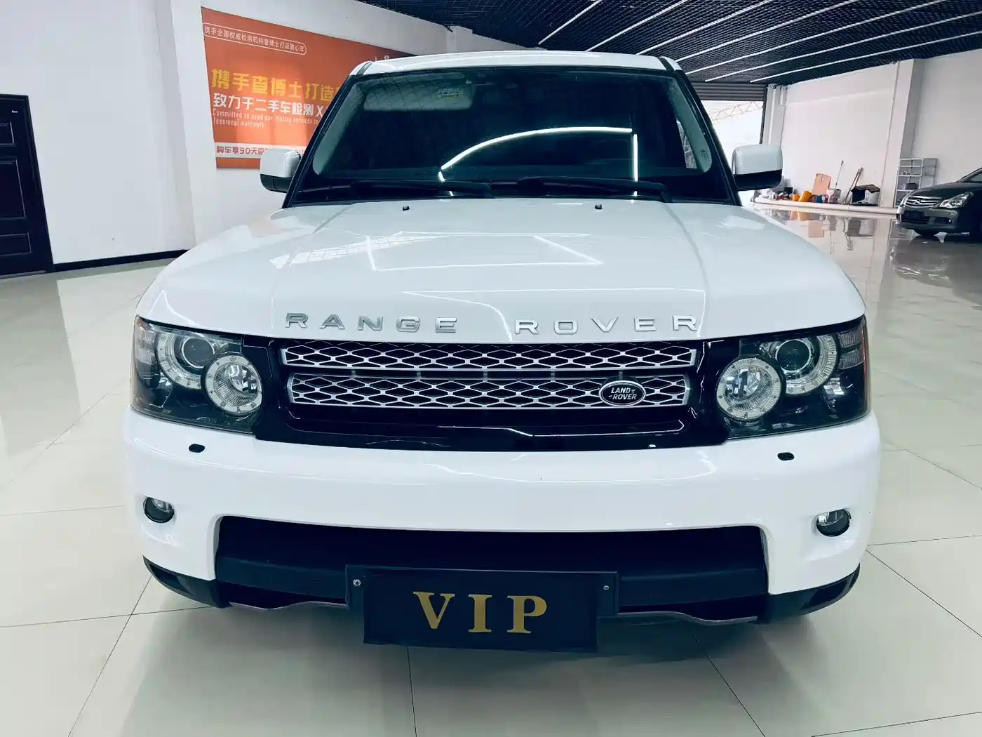 Land Rover Range Rover Sport 2013 3.0 TDV6 Diesel фото 3