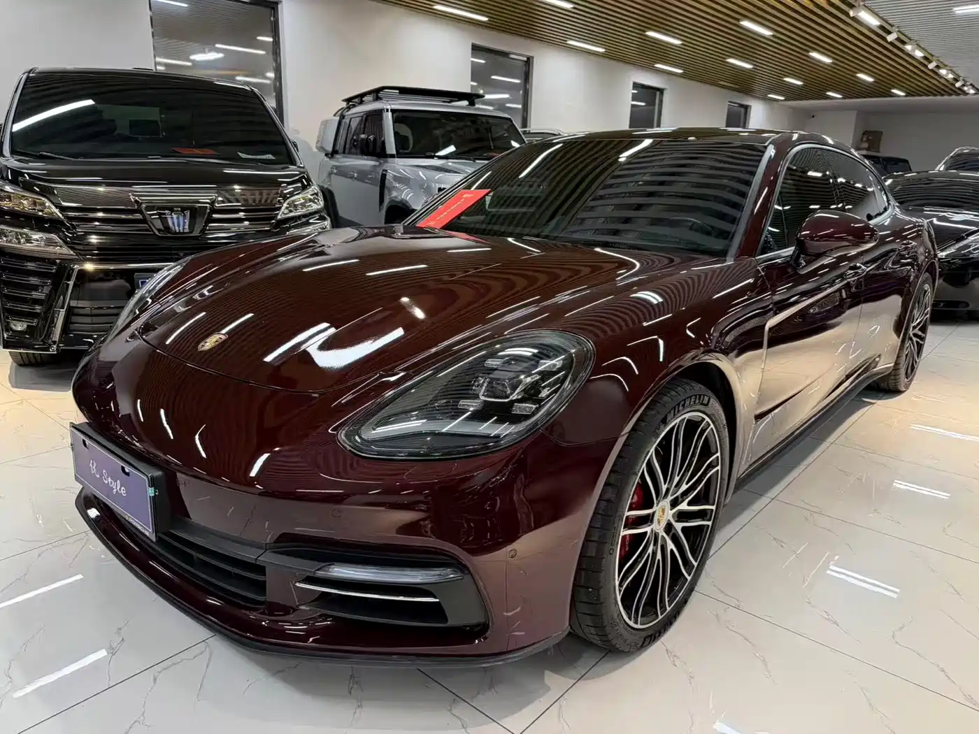 Porsche Panamera 2017 Panamera 4 Executive Long Wheelbase 3.0T фото 2