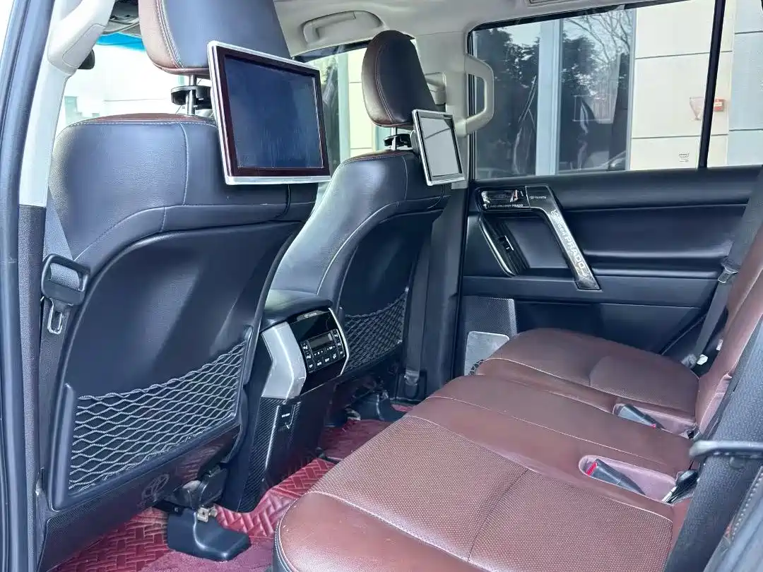 Toyota Prado 2018 3.5L Automatic TX-L Rear-mounted Spare Tire фото 5