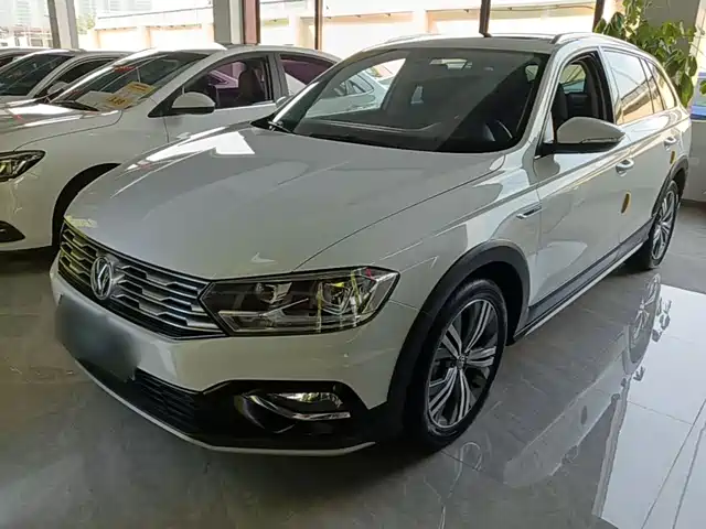 Volkswagen C-TREK 1.5L, Автомат, Комфорт