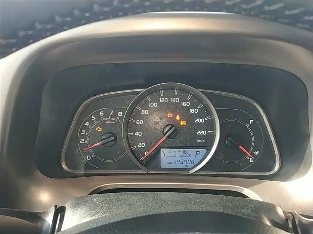 Toyota RAV4 Rongfang 2015 2.0L CVT 2WD Trend Edition фото 12