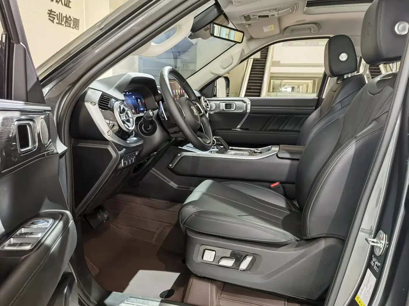 Tank 400 New Energy 2024 Hi4-T Off-Road Edition фото 4