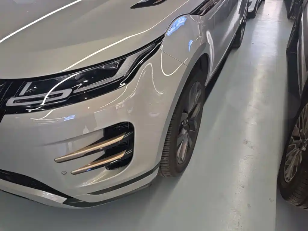 Фото 24 - Land Rover Range Rover Evoque