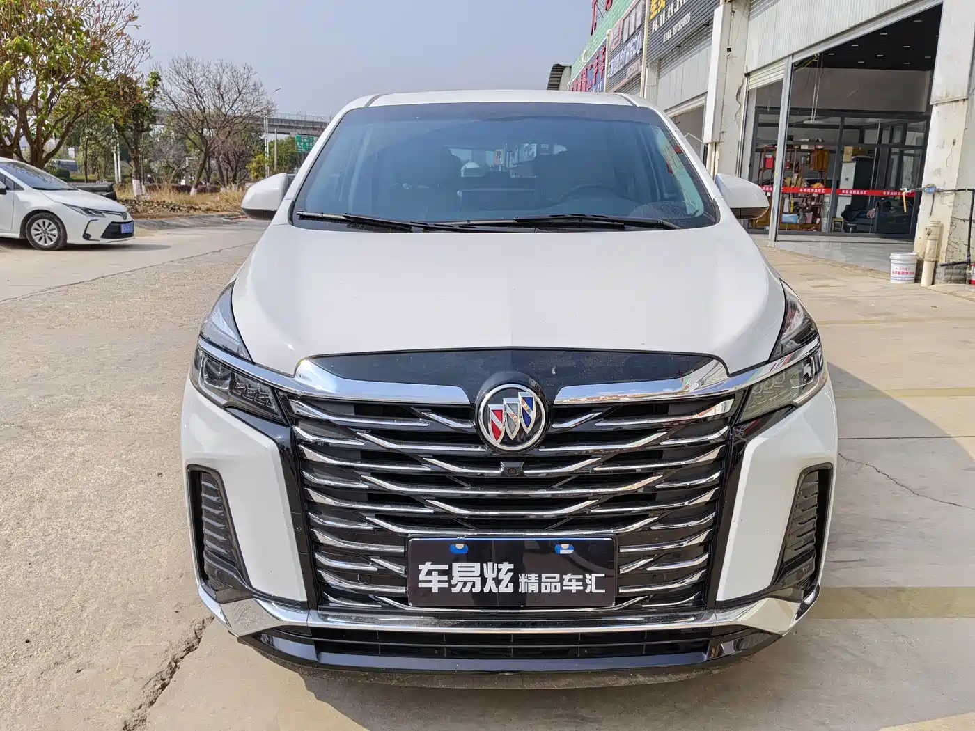 BUICK GL8