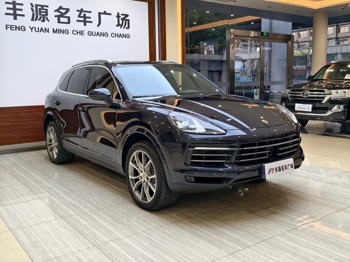 Porsche Cayenne 2022 Cayenne 3.0T Platinum Edition фото 3