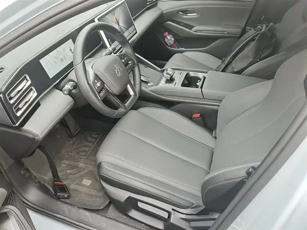BYD Qin L 2025 DM-i Smart Drive Edition 80KM Leading фото 15