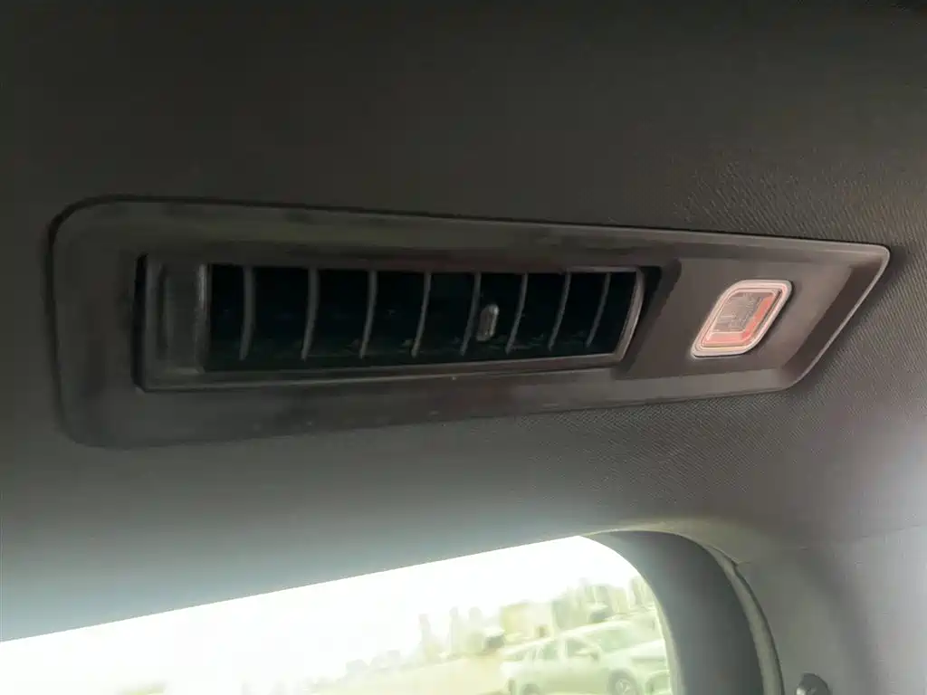 BYD Tang L 2025 DM 175KM Drone Player Edition фото 17